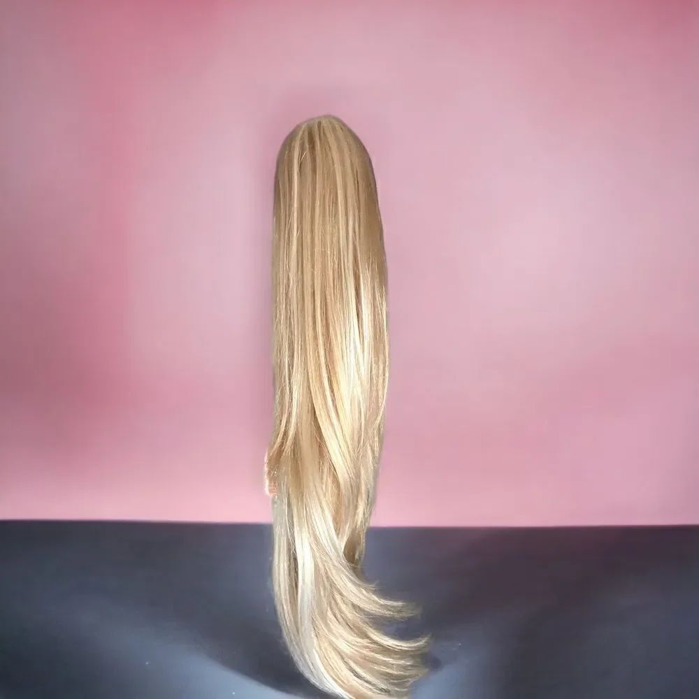 Strawberry Blonde, Golden Blonde l Long & Layered l Ponytail Clip l 20” New